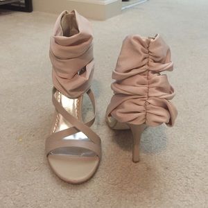 Nude bebe Sandals with satin ankle straps