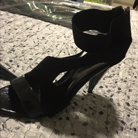 Shoes - Black sandal