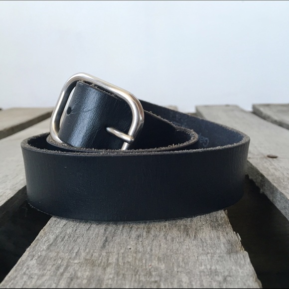 Gap black leather belt