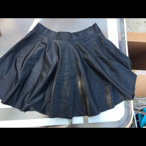 Leather skirt