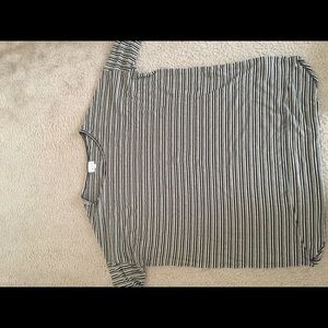 M lularoe striped Irma