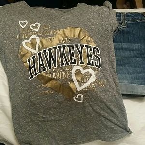 Hawkeye t-shirt size 12 5th and Ocean
