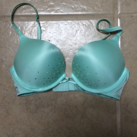 VS bombshell