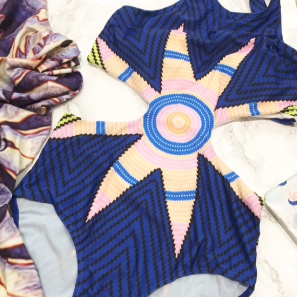 🌿🌸 navy geo print monokini - Picture 4 of 4