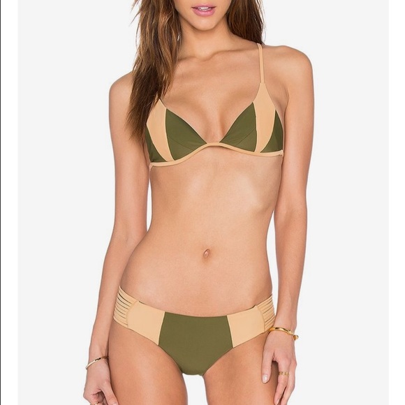 BNWT Stone Fox Swim Bikini