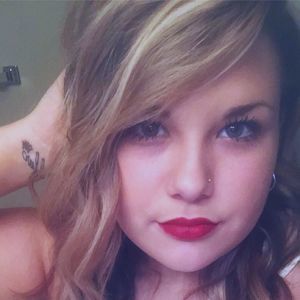 Meet your Posher, Hailey