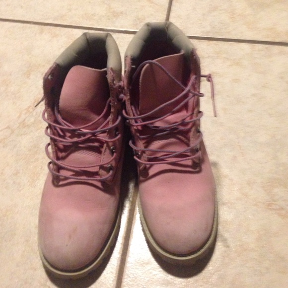 Pink Timbs - Picture 3 of 3