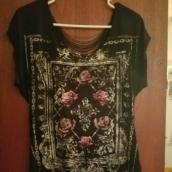 Black Vintage Rose Design Top