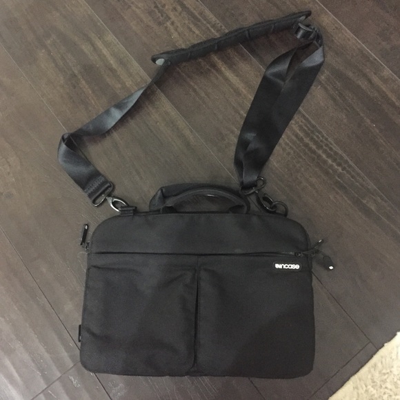 In Case 11 inch laptop bag
