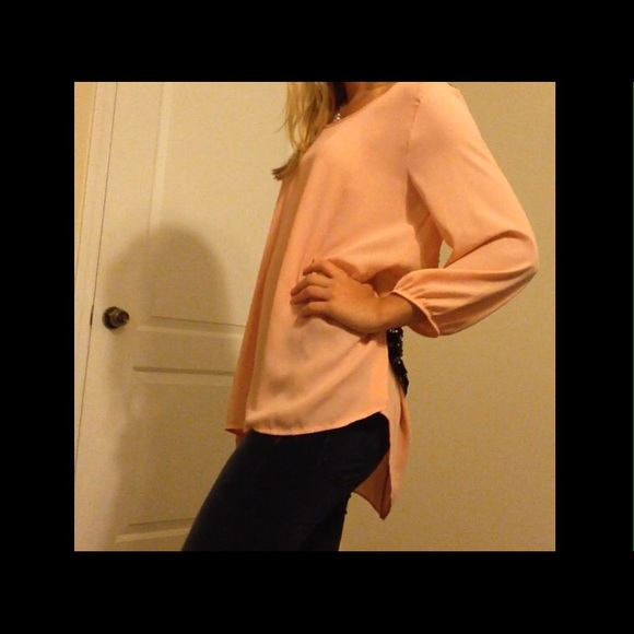 Cute Backless Patterned Shirt - Picture 2 of 3