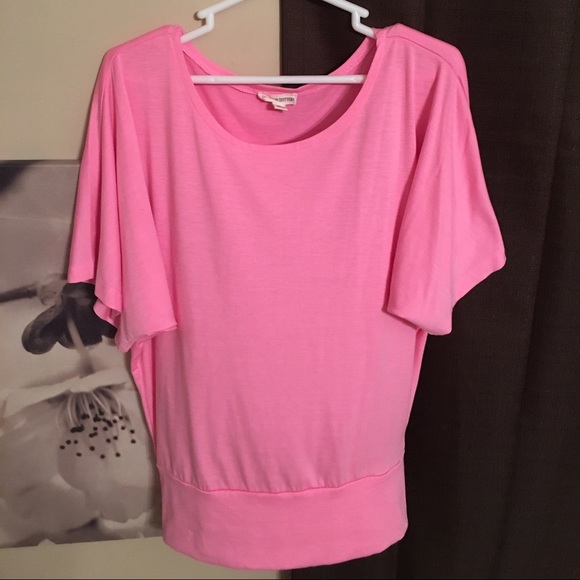 Top size small