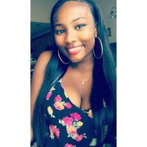 Meet your Posher, Aja