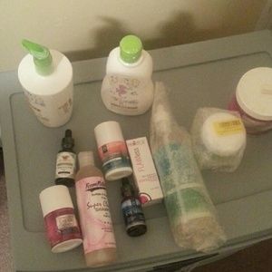 New indie brand Skincare beauty bundle set