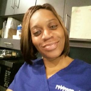 Meet your Posher, Denisha