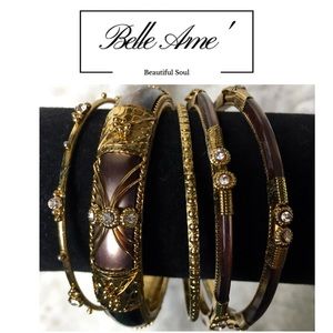 💕New set of Spring Street braclets❤️😘