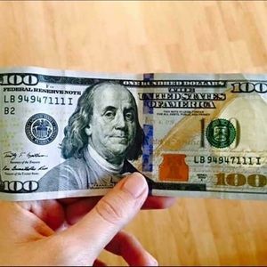 It Works business kit.