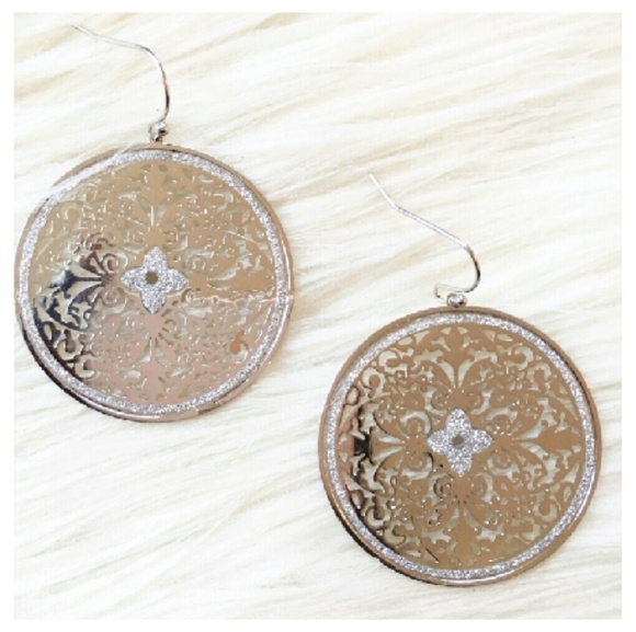 Silver Filigree Earrings - Picture 1 of 4