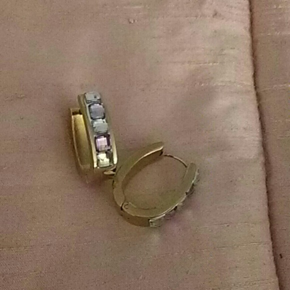 Earings