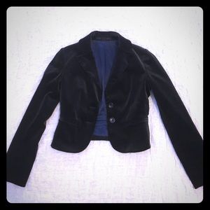 Black Blazer, long sleeve.