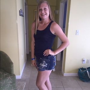 Meet your Posher, Talia