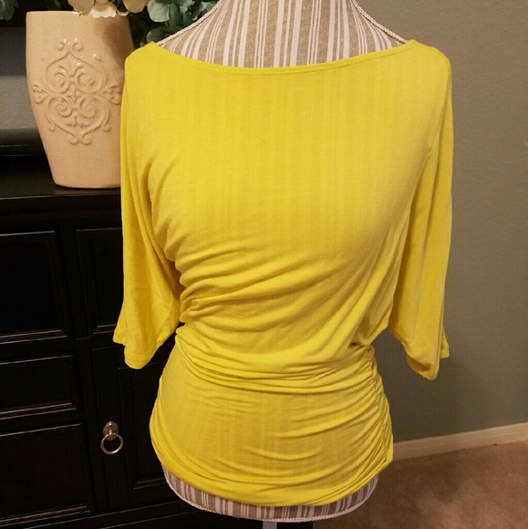 INC Petite Beautiful Yellow Top - Picture 1 of 3