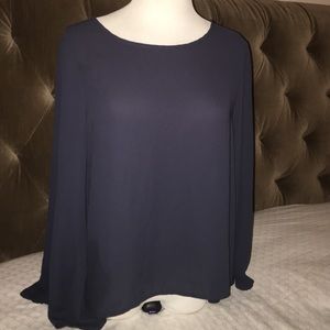 I.nner Size Small hi low top dark blue blouse
