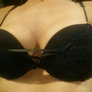 NWOT Strappy push up bra
