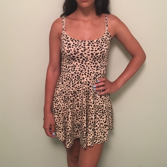 H&M leopard dress