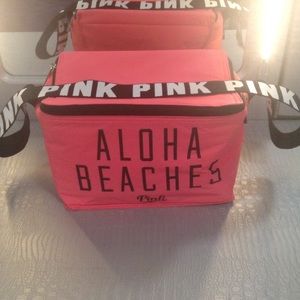 Pink lunch bag.