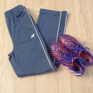 Boys 10/12 NB track pants