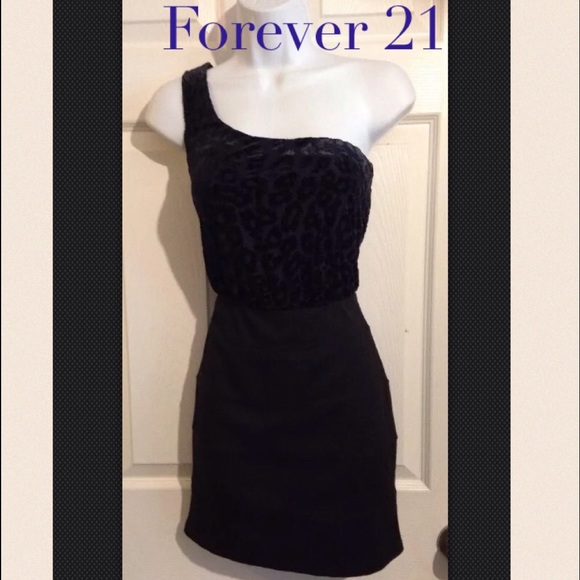 FOREVER 21 One Shoulder Black Knit Dress SMALL