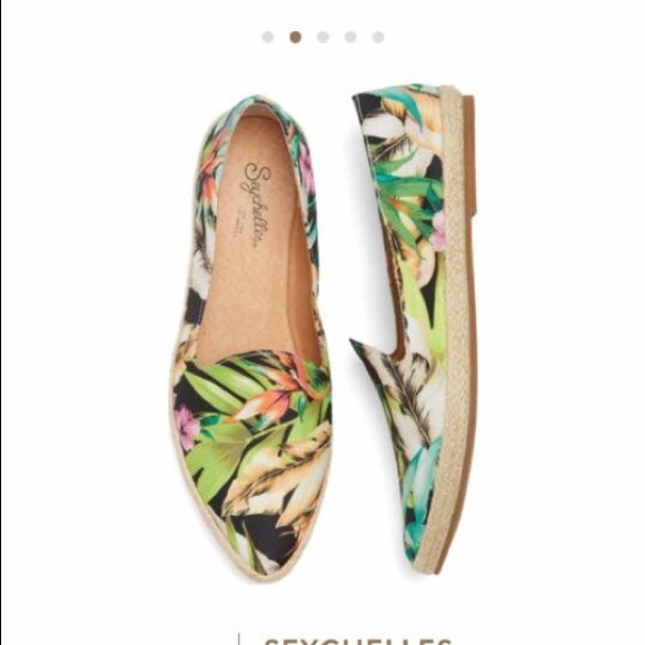 Seychelles "Browse" Espradrille Trim Flats - Picture 2 of 2