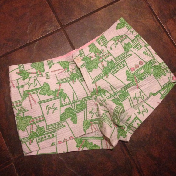 Lilly Pulitzer Size 8 Mint Julep Walsh Shorts