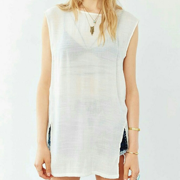 🆕 Semi-sheer Tunic - Picture 2 of 4