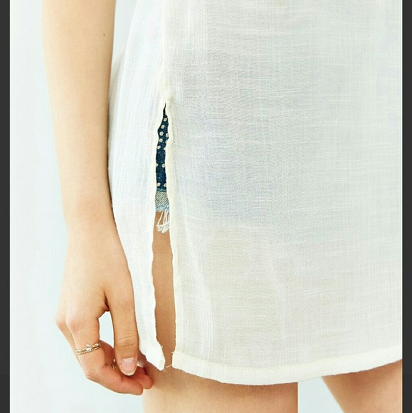 🆕 Semi-sheer Tunic - Picture 3 of 4