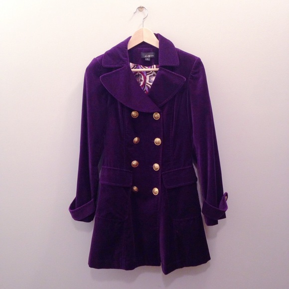 👋🏼ENDS TODAY👋🏼F21 Velvet Winter Coat