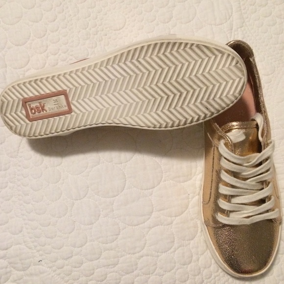 BSK Bershka Gold Tennis Shoes - Picture 3 of 3