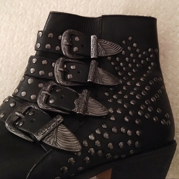 Urban Outfitter Black Booties