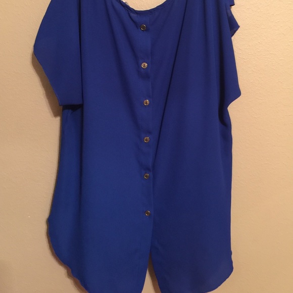 Sheer blouse. - Picture 3 of 3