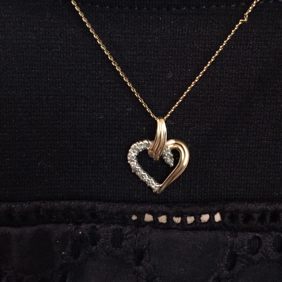 10k Gold and Diamond Heart Pendant - Picture 3 of 3