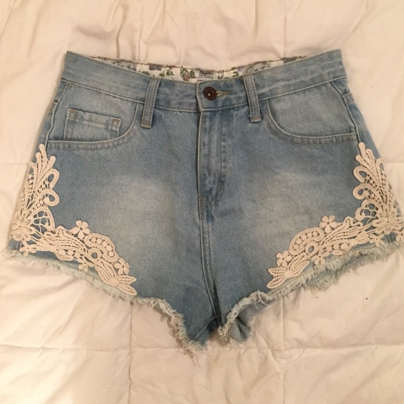 High Waisted Denim Shorts W/ Lace Detail
