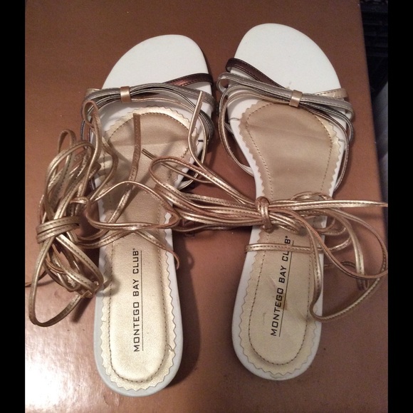 Strappy flat sandals 6