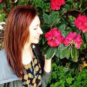 Meet your Posher, Caroline