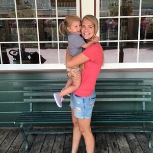 Meet your Posher, Becca