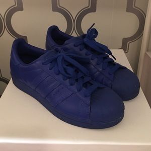 Pharell super color Superstars