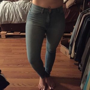 High waist jeans