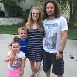 Meet your Posher, Caitlin