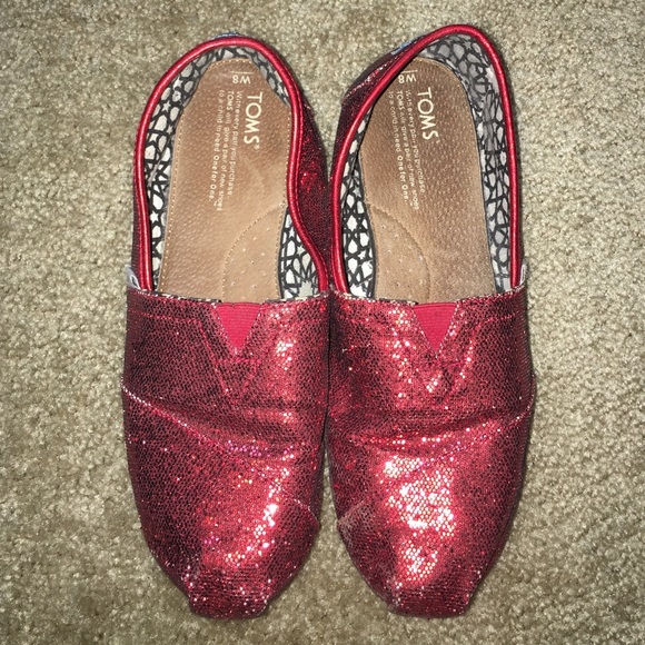 RED TOMS