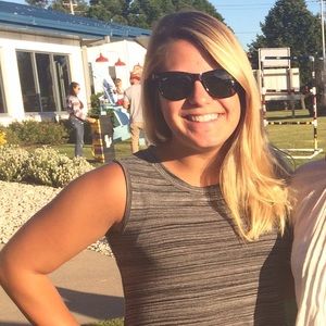 Meet your Posher, Haley