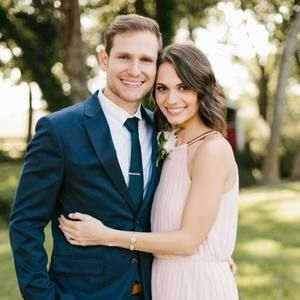 Meet your Posher, Hayley